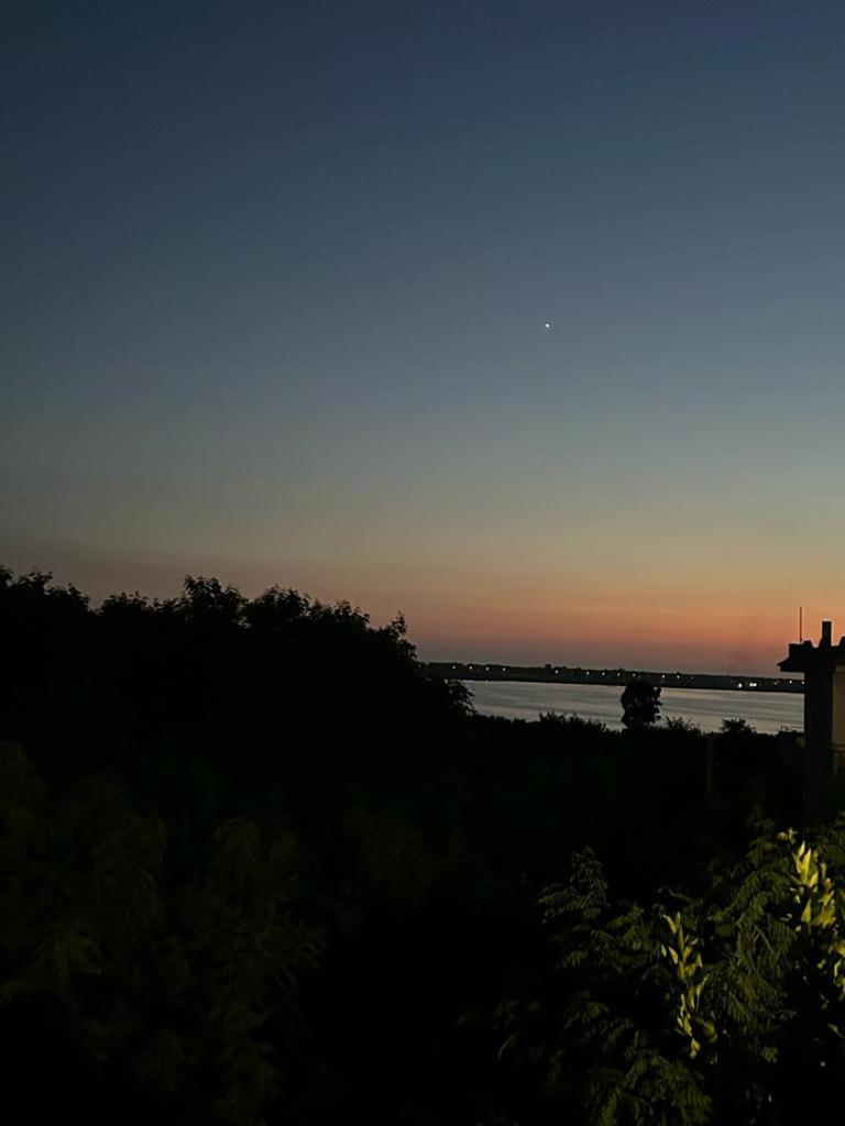 La Casa Sul Lago Di Napoli 拉戈帕特里亚 外观 照片